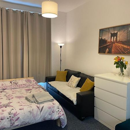 Shutdown Permanently Apartment Дъблин Екстериор снимка
