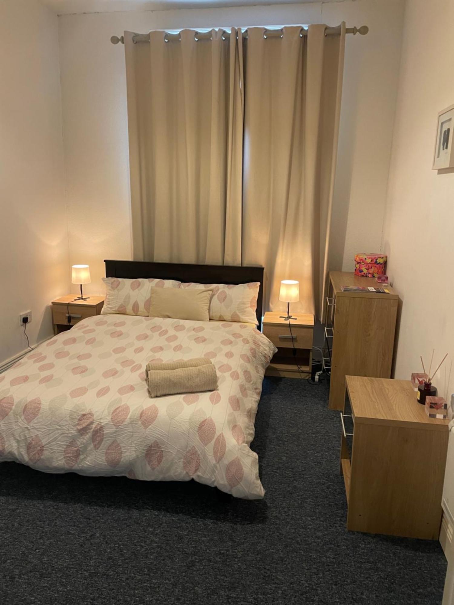 Shutdown Permanently Apartment Дъблин Екстериор снимка